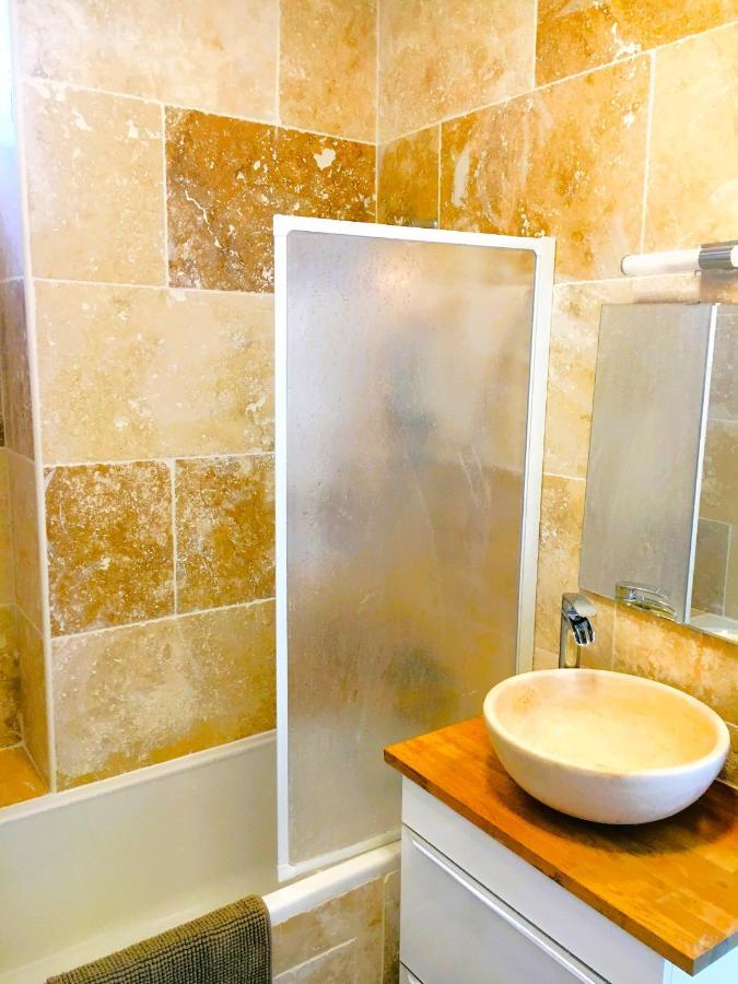 Blue Summer Vibes Duplex Studio For 4P, Ac, Sea View, Parking, Beach At 50M, Spa Access -3 لا سيوتا المظهر الخارجي الصورة